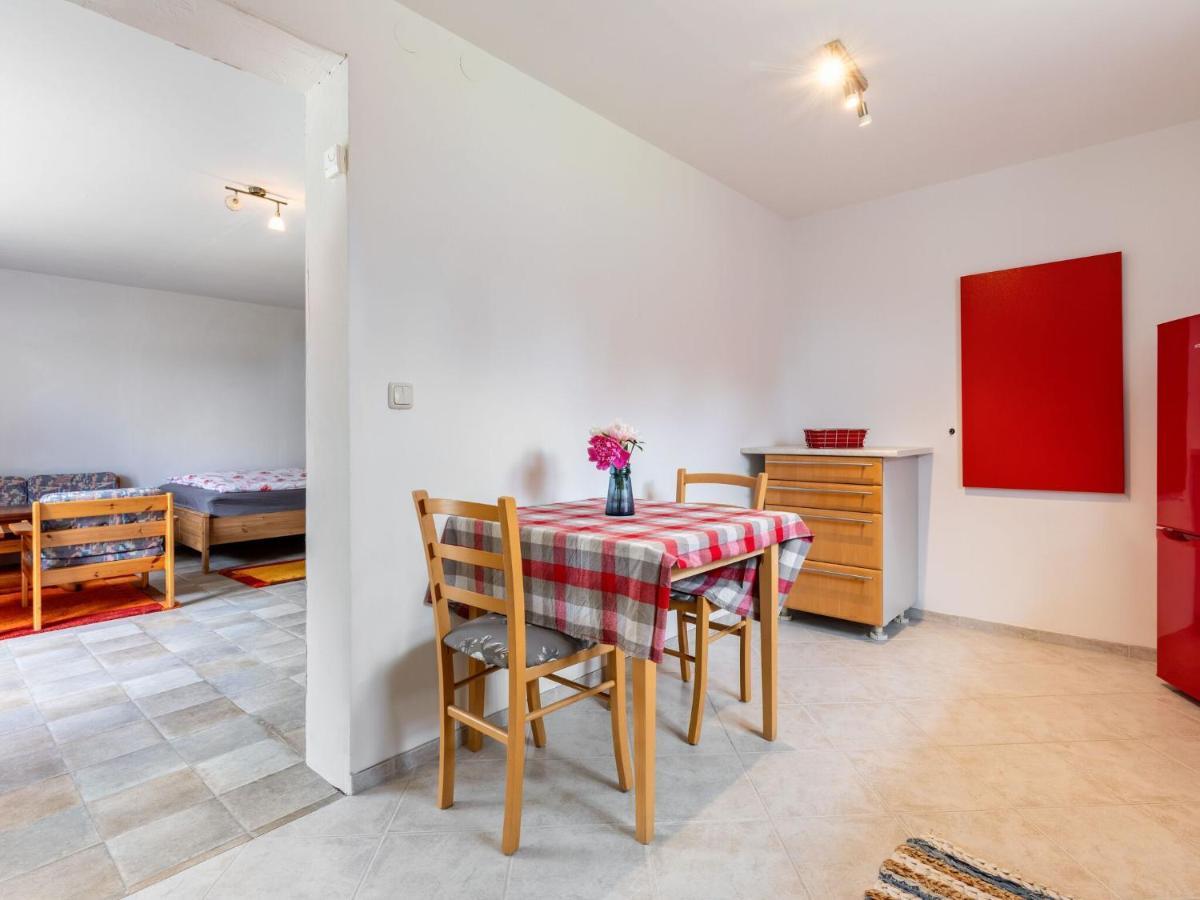 Snug Holiday Home In Divitz Spoldershagen Near Skydiving 外观 照片