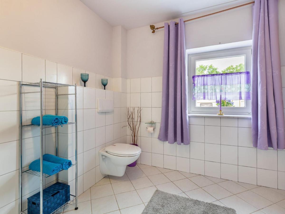 Snug Holiday Home In Divitz Spoldershagen Near Skydiving 外观 照片